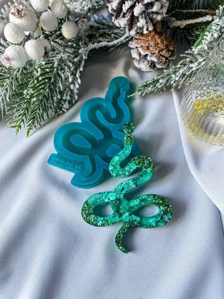 Festive Silicone Moulds for Christmas Tree Decorations – Reusable